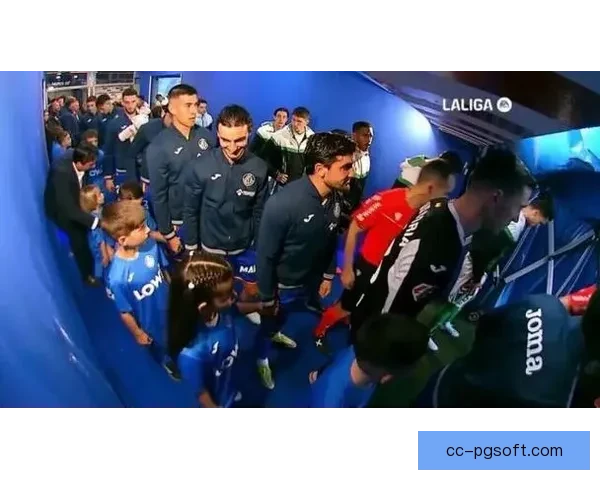 恩纳瓦伦西亚世预赛主场头槌首开纪录点燃全场助厄瓜多尔抢占先机